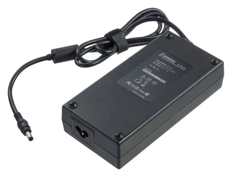 Блок питания Pitatel AD-010 для ноутбуков Acer, Asus, Fujitsu Siemens, HP, Lenovo, MSI, Packard Bell, Roverbook, Toshiba (19V 7.9A)